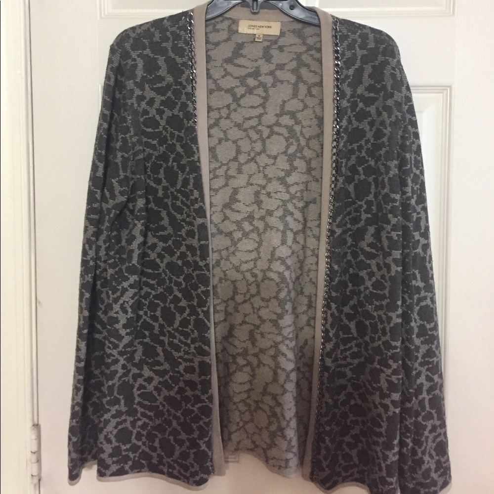 Light/dark grey heavy cardigan
